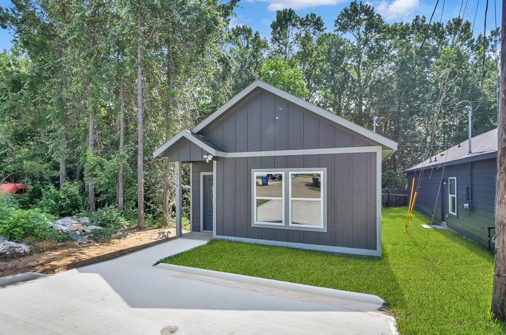 16518 Eastchase, Montgomery TX 77316-6704 exterior