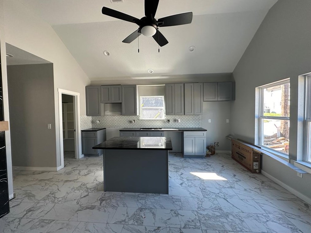 16518 Eastchase, Montgomery TX 77316-6704 exterior