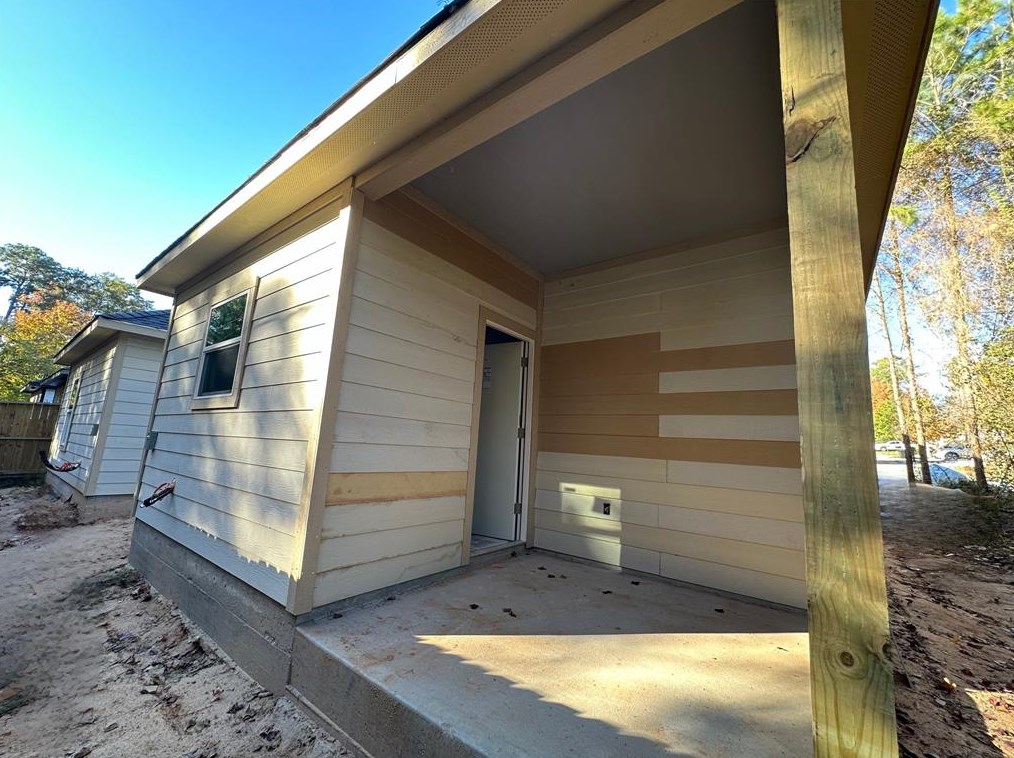 16518 Eastchase, Montgomery TX 77316-6704 exterior