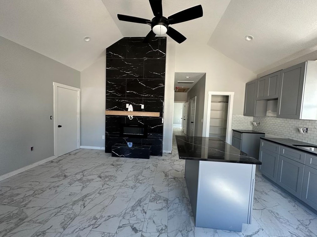 16518 Eastchase, Montgomery TX 77316-6704 exterior