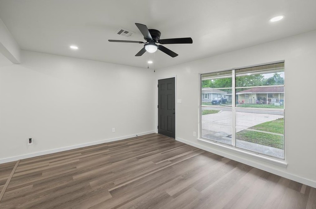 10638 Fairfax St, Houston TX  77029-2735 exterior