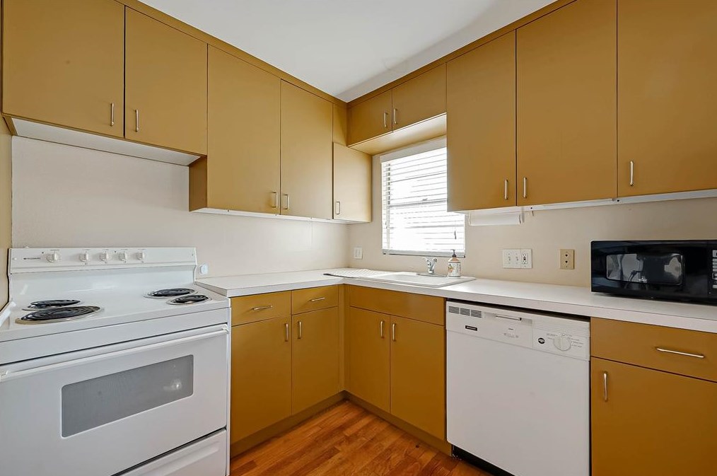 621 1/2 W 19th St, Houston, TX 77008