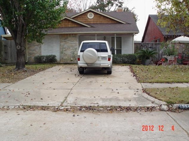 19947 Sutton Falls Dr, Cypress TX  77433-1013 exterior