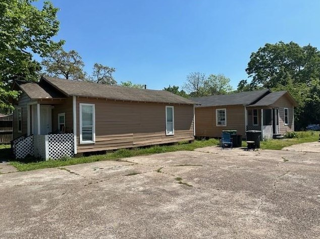 8514 Spaulding St, Houston, TX 77016-6115