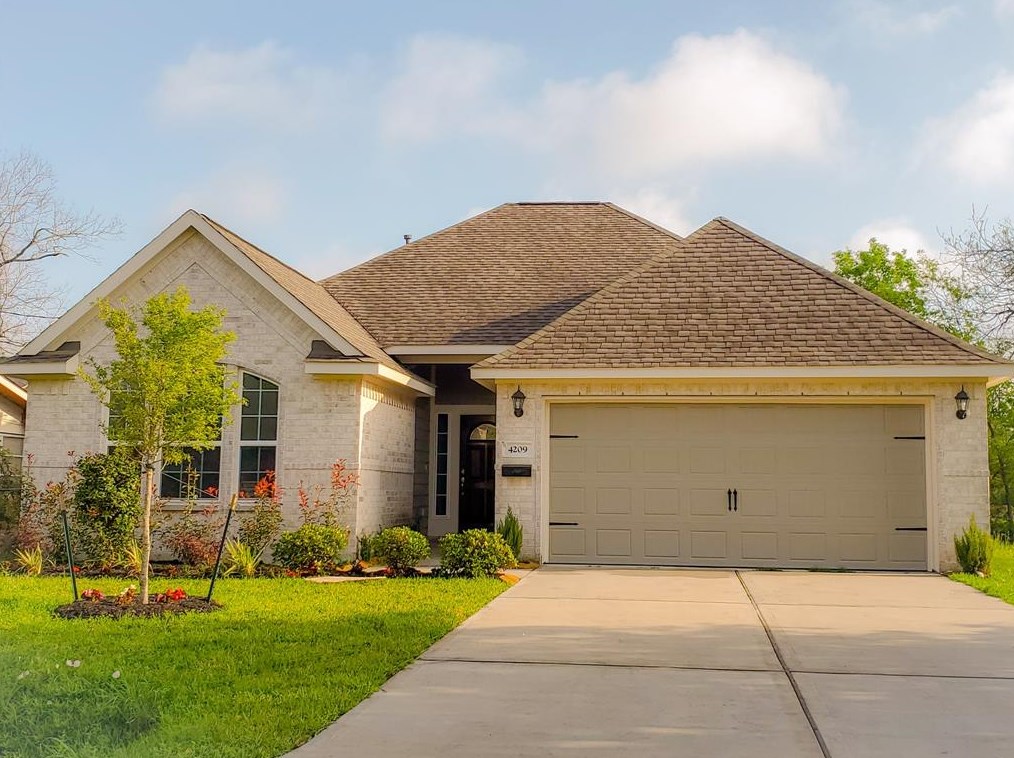 4610 Salina St, Houston, TX 77026-4967
