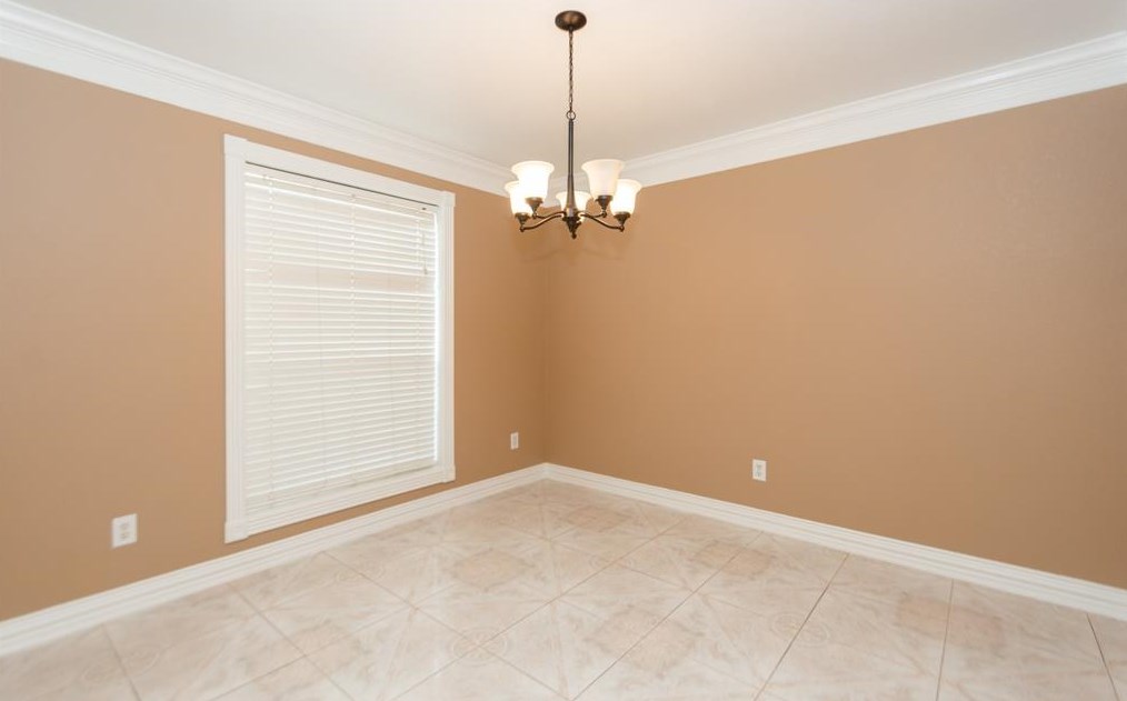 6002 Drenner Park Ln, Houston, TX 77086-2948