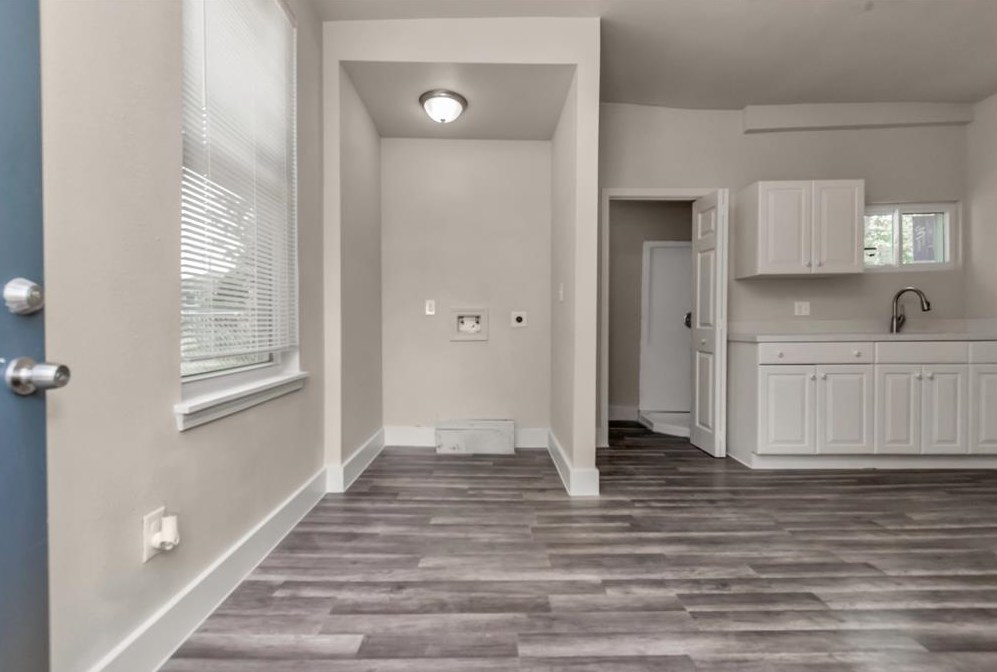 211 Stiles St #b, Houston, TX 77011