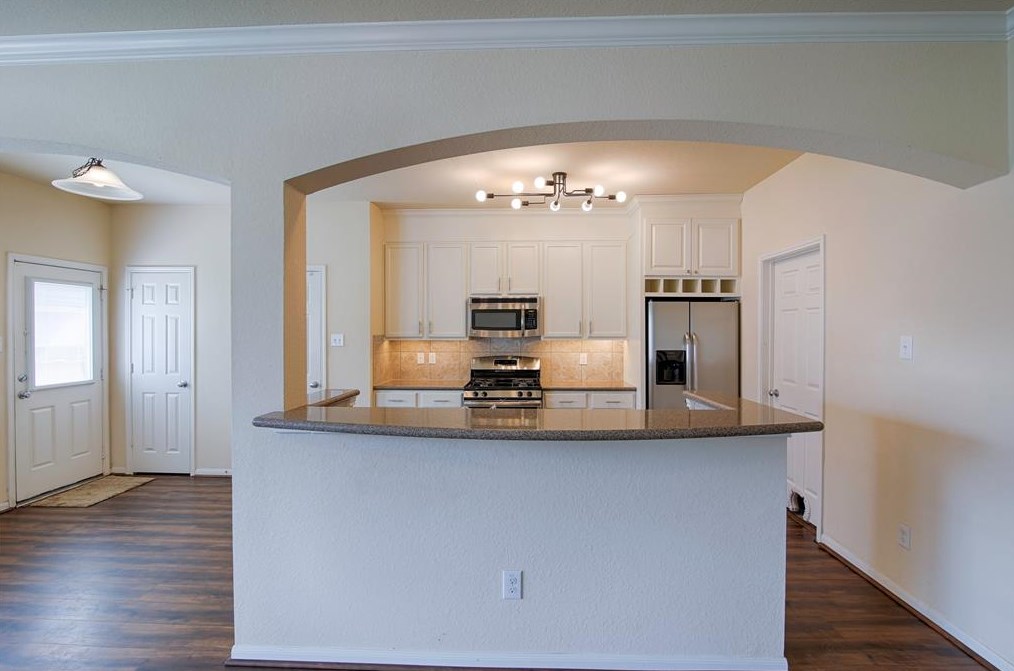 1612 Royal Chase Dr, Houston TX  77047-3526 exterior