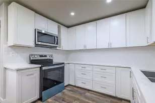 12044 Beechnut St, Houston, TX 77072 - Photo 2