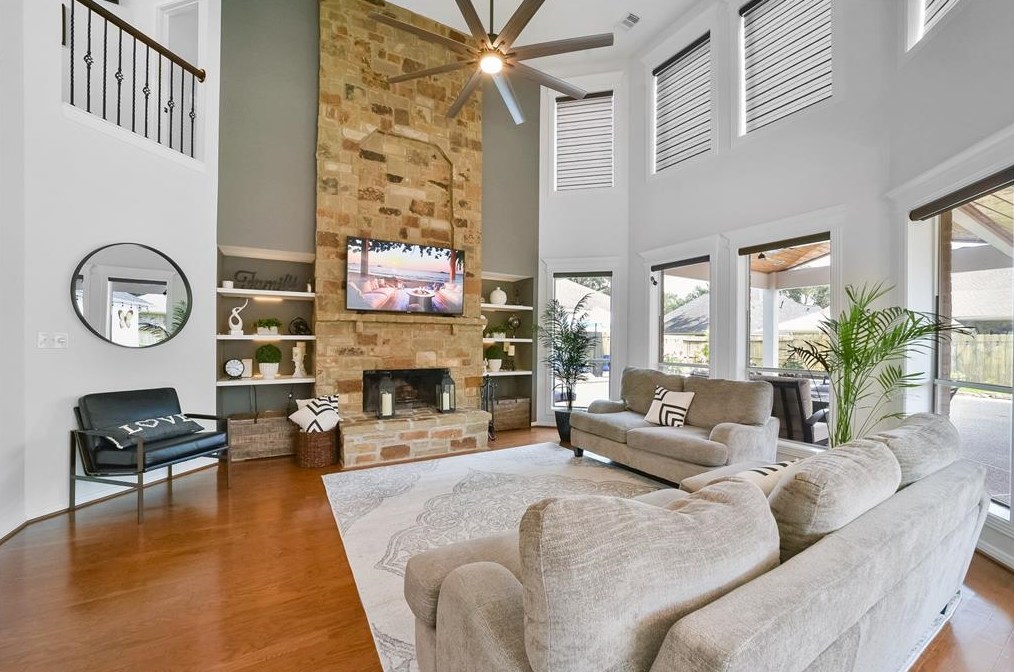 1531 Bellwood Lk Dr, Richmond TX 77406-7972 exterior