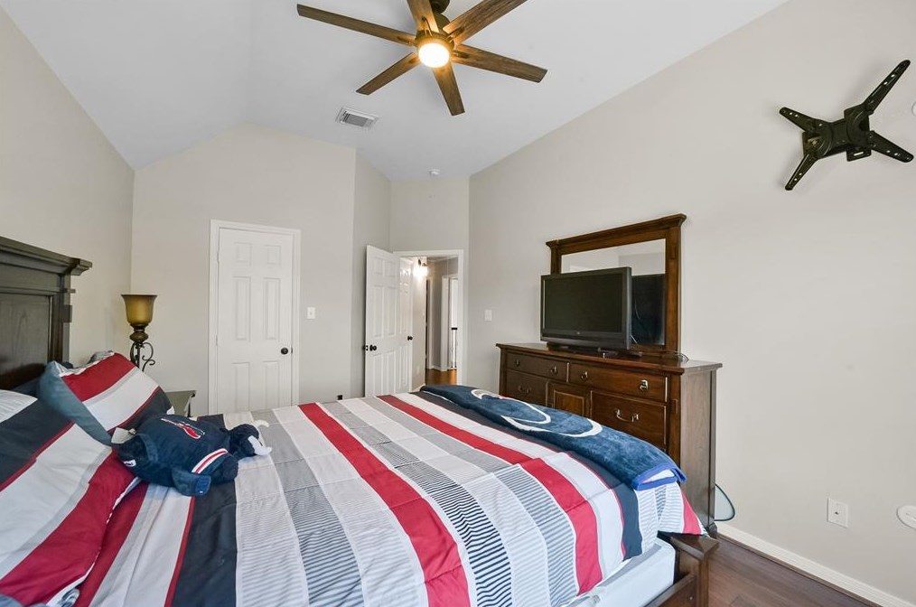 1531 Bellwood Lk Dr, Richmond TX 77406-7972 exterior