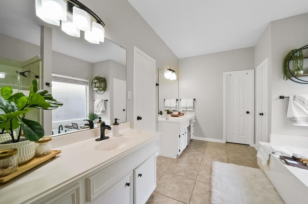 1531 Bellwood Lk Dr, Richmond TX 77406-7972 exterior