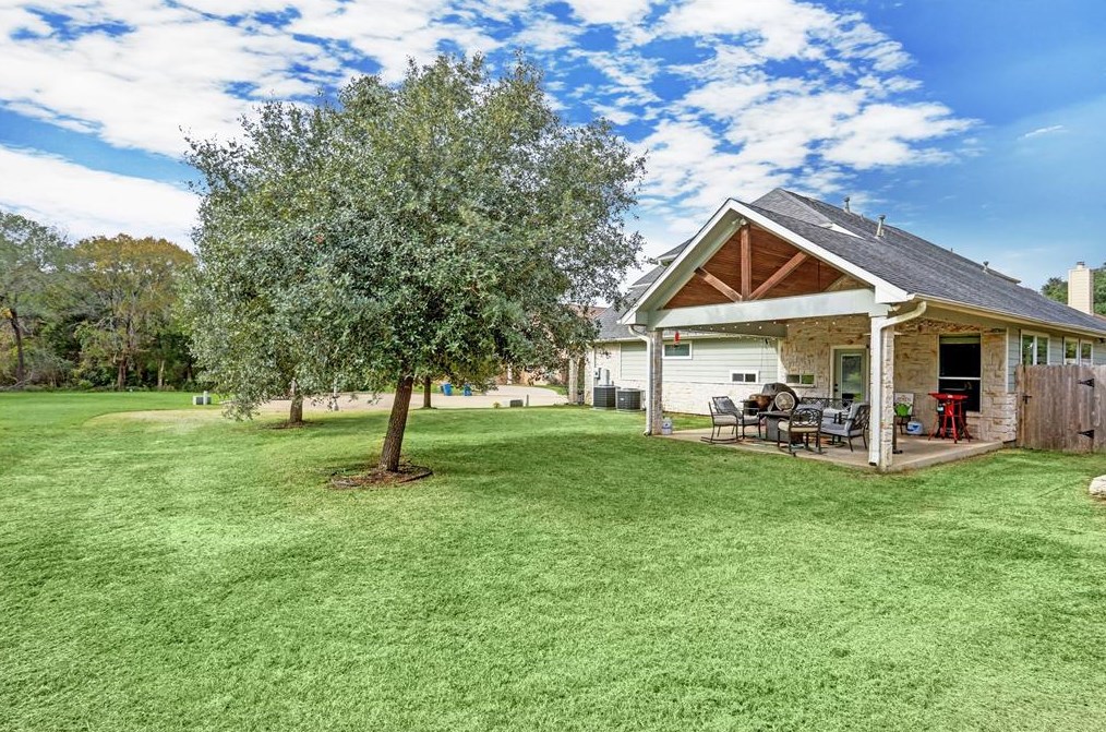 5 Briar Patch Cir, Bellvue, TX 77418-3453