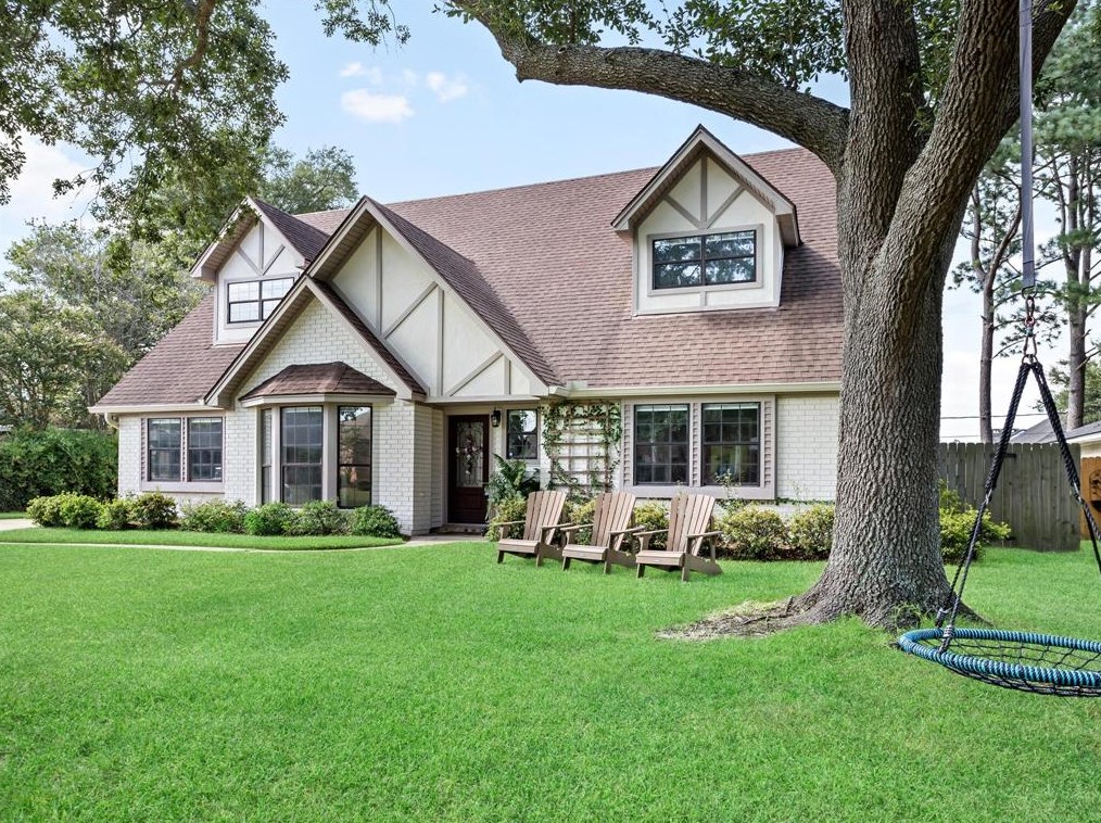 4670 Ashdown St, Beaumont, TX 77706-7724