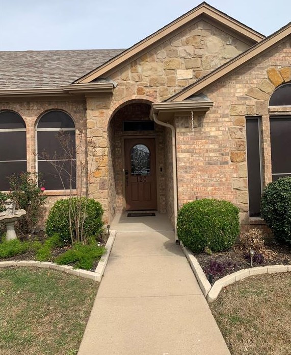 120 Rockhaven Dr, Alvarado, TX 76009-2681