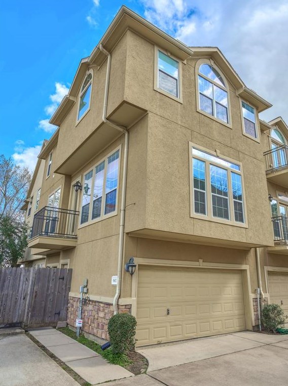 5807 Washington Ave, Houston TX  77007-5138 exterior