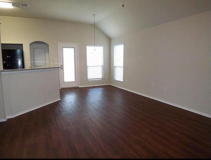 117 Brookside Dr, Huntsville, TX 77320