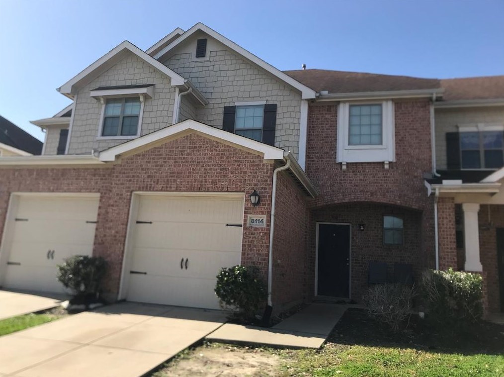 8114 Singing Sonnet Ln, Houston TX  77072-0128 exterior
