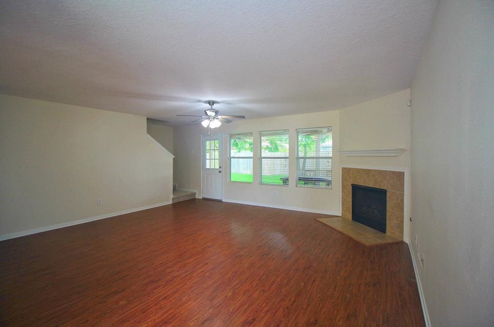 16928 Scenic Knl, Conroe, TX 77385