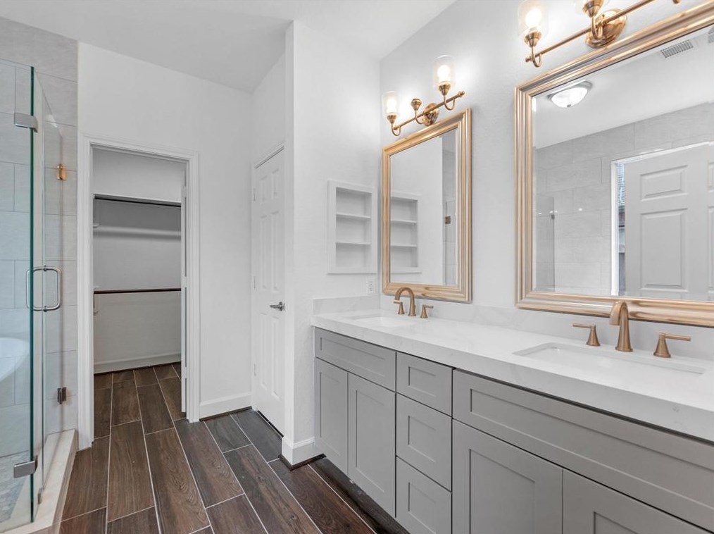 16722 Innisbrook Dr, Houston TX  77095-6577 exterior