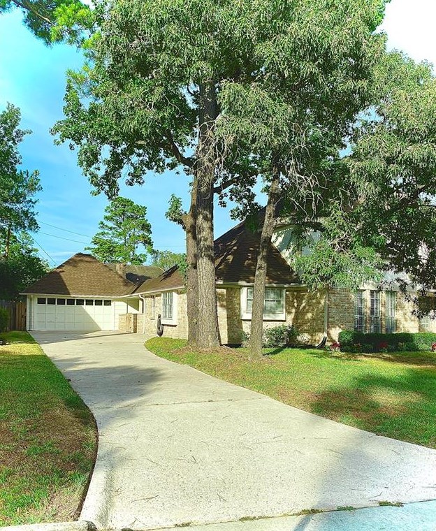 16710 Sir William Dr, Spring TX 77379-7432 exterior