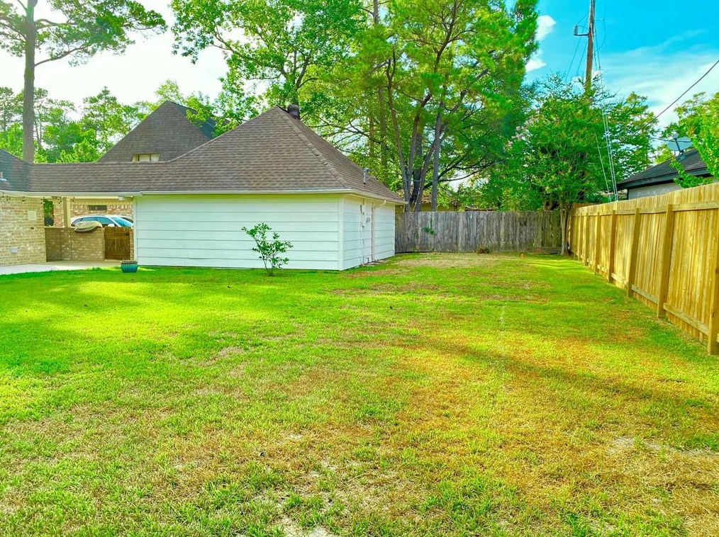 16710 Sir William Dr, Spring TX 77379-7432 exterior