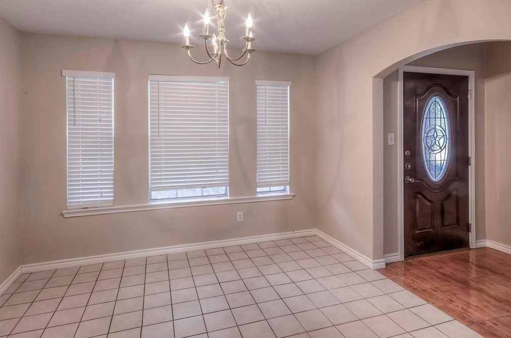 19223 Twin Buttes Dr, Tomball, TX 77375-7785