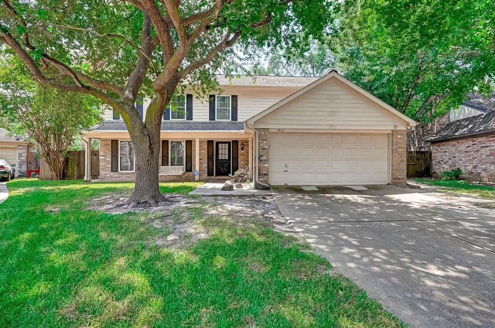 7803 Maple Brook Ln, Houston, TX 77095