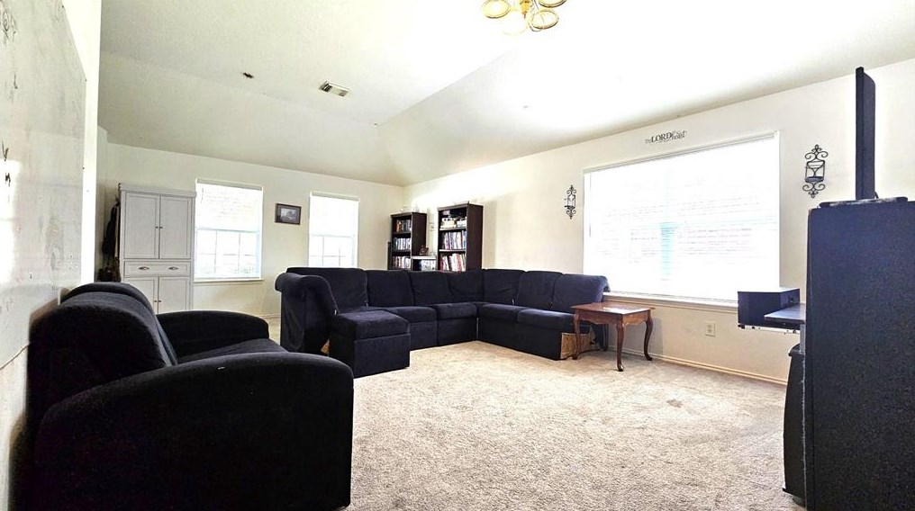 211 Brazos Gardens Dr, Richmond, TX 77469