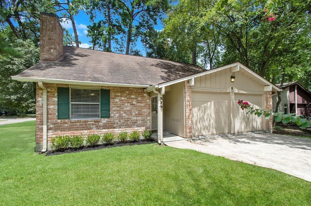 9 Green Field Pl, Spring TX  77380-3929 exterior