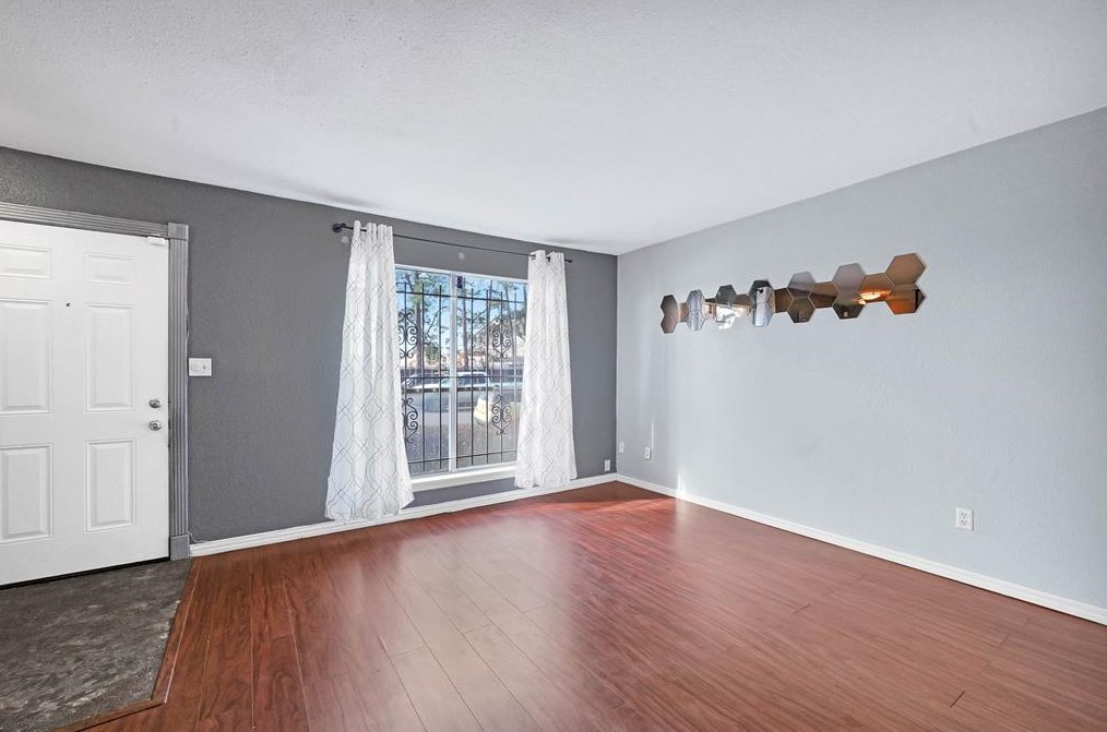 6202 Skyline Dr Apt 14, Houston, TX 77057