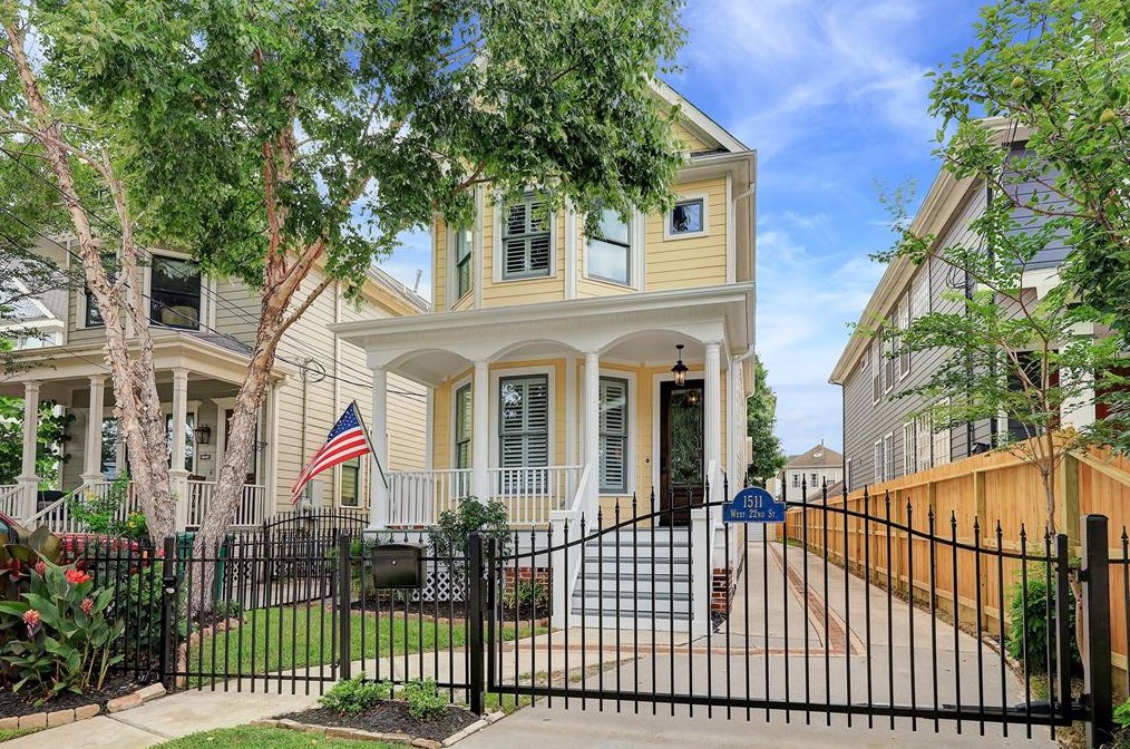 1511 22nd St, Houston, TX 77008-1501