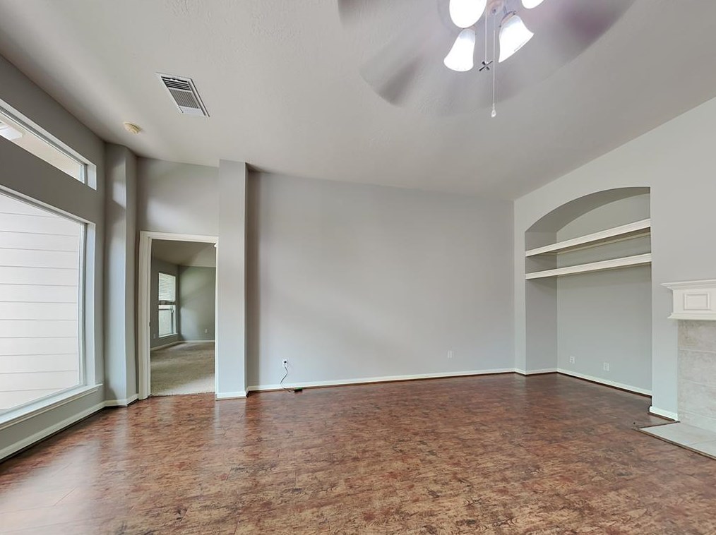 10226 Mossy Brook Ln, Cypress, TX 77433
