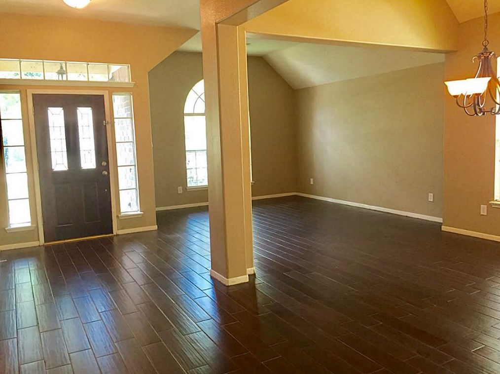 142 S Winterport Cir, Spring, TX 77382