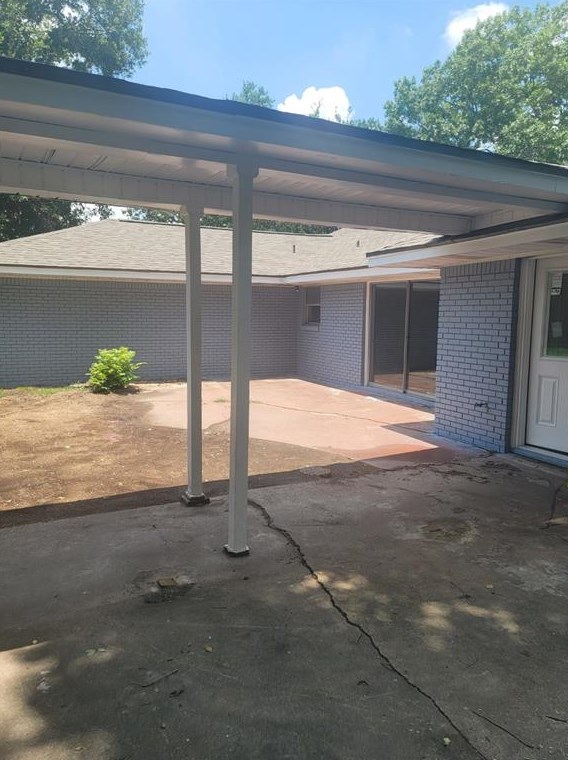 5315 Spellman Rd, Houston TX  77096-6143 exterior