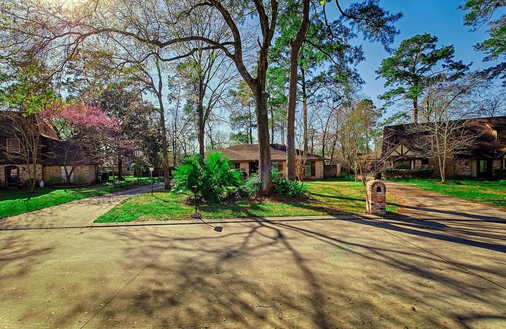 747 Saddlewood Cir, Spring, TX 77381