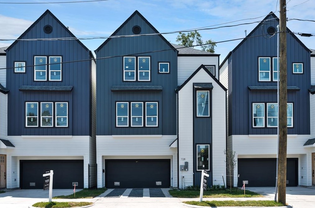728 E 33rd St, Houston, TX 77022