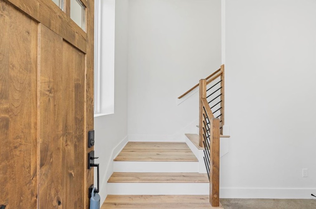 728 33rd St, Houston TX  77022-5102 exterior