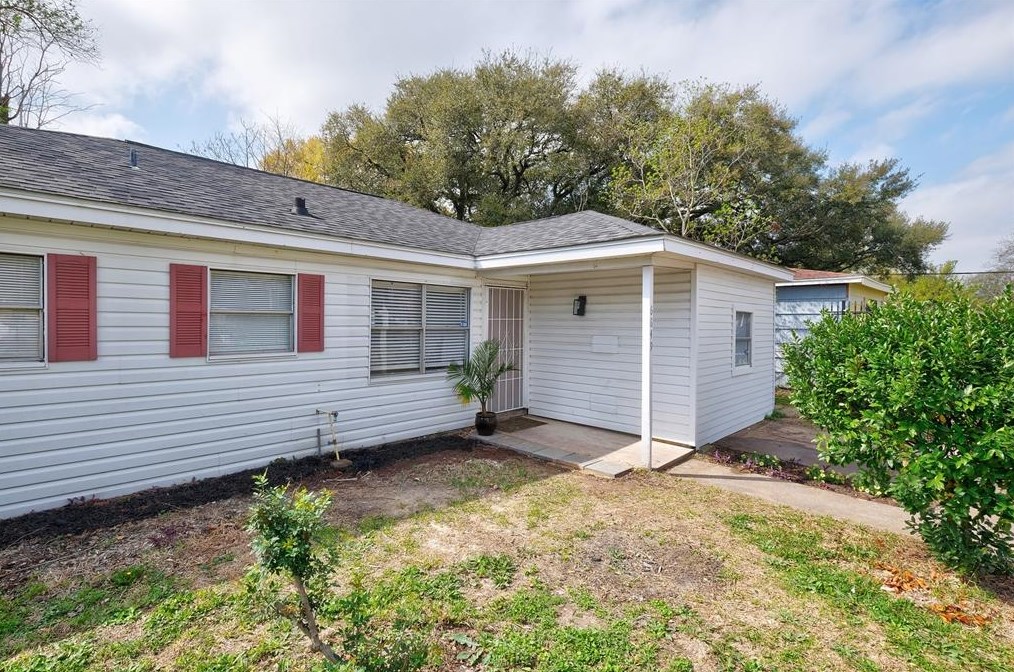 6649 Granite St, Houston, TX 77092