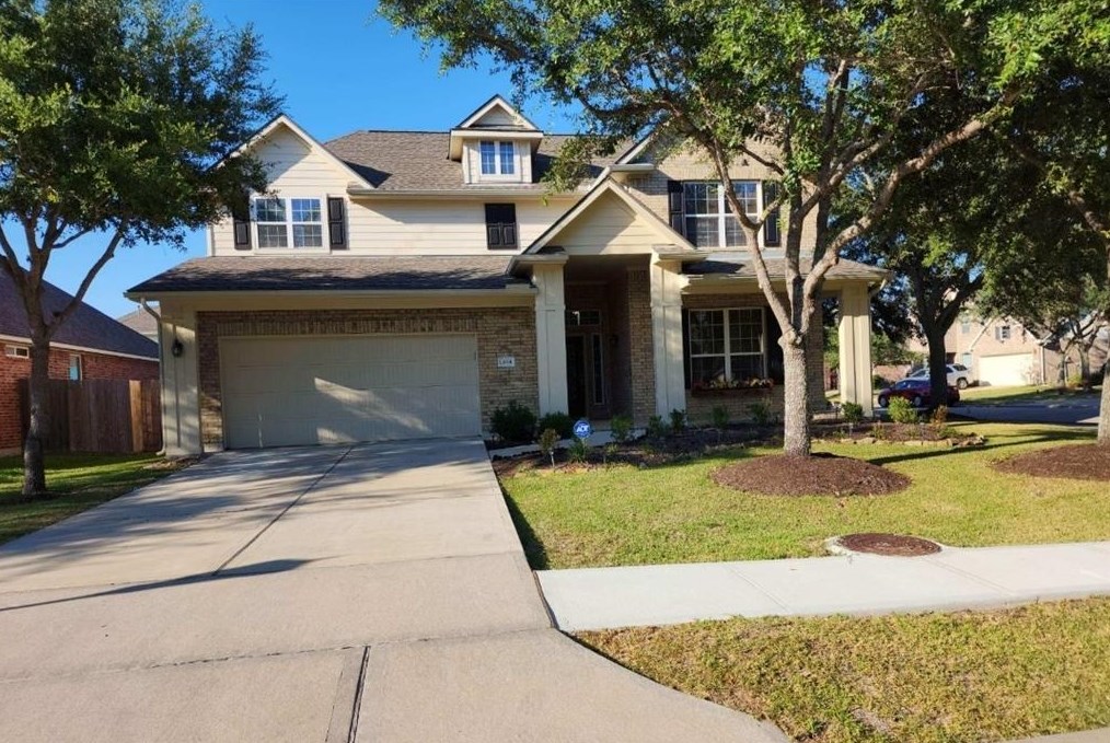 12001 Bright Landing Ct, Pearland, TX 77584