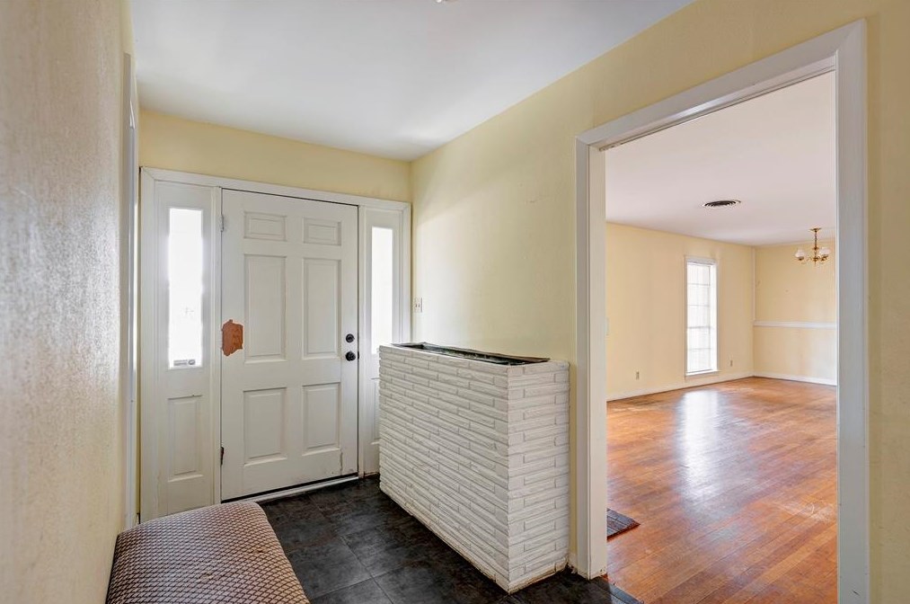 5230 Lamonte Ln, Houston, TX 77092-5610