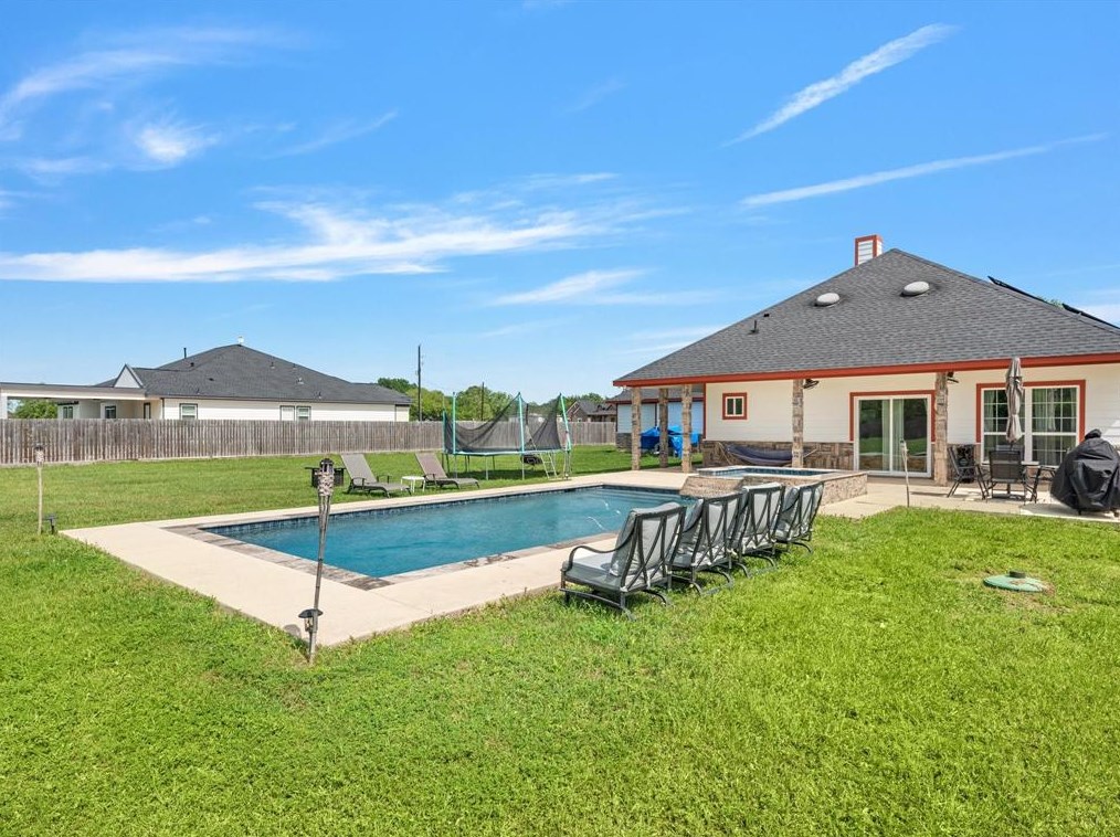 6210 Canvasback Ln, Richmond TX 77471-7505 exterior
