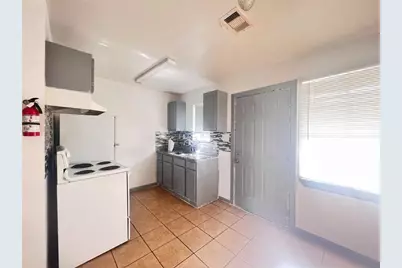 5602 Hirsch Road, Houston, TX 77026 - Photo 4