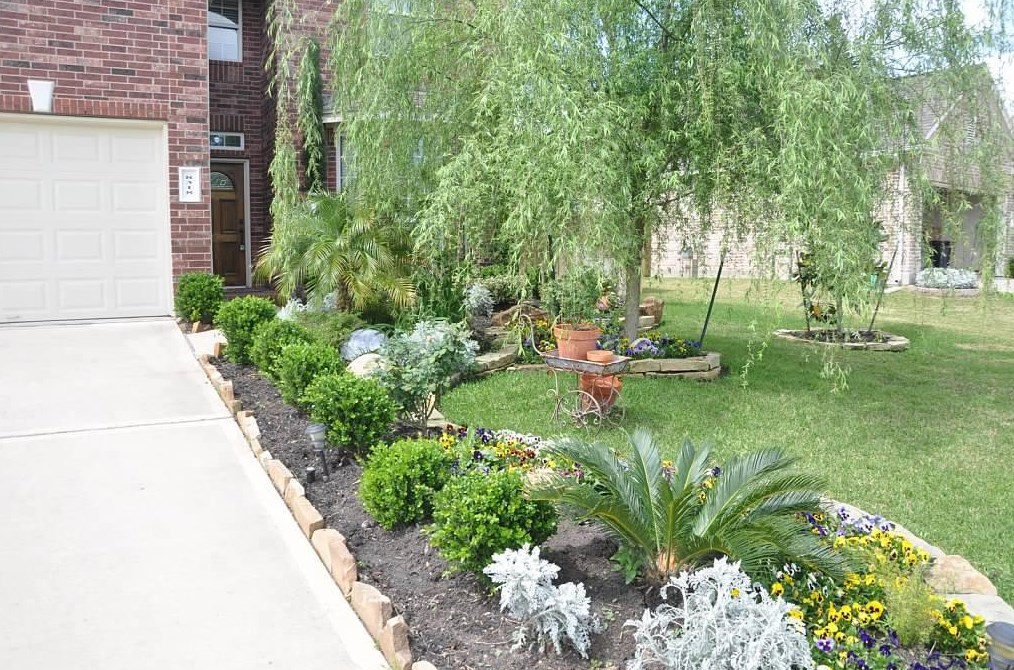 8318 Misty Mountain Trail Ln, Spring, TX 77389