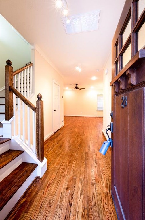 5924 Petty St, Houston, TX 77007-1082