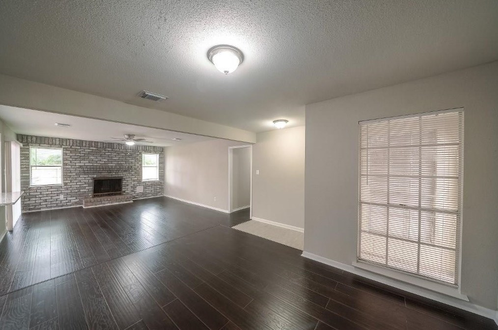 7614 Fawn Terrace Dr, Houston TX  77071-2717 exterior
