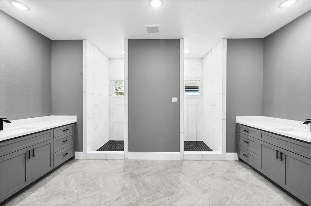 8117 Jet Pilot St, Houston TX 77075-2102 exterior