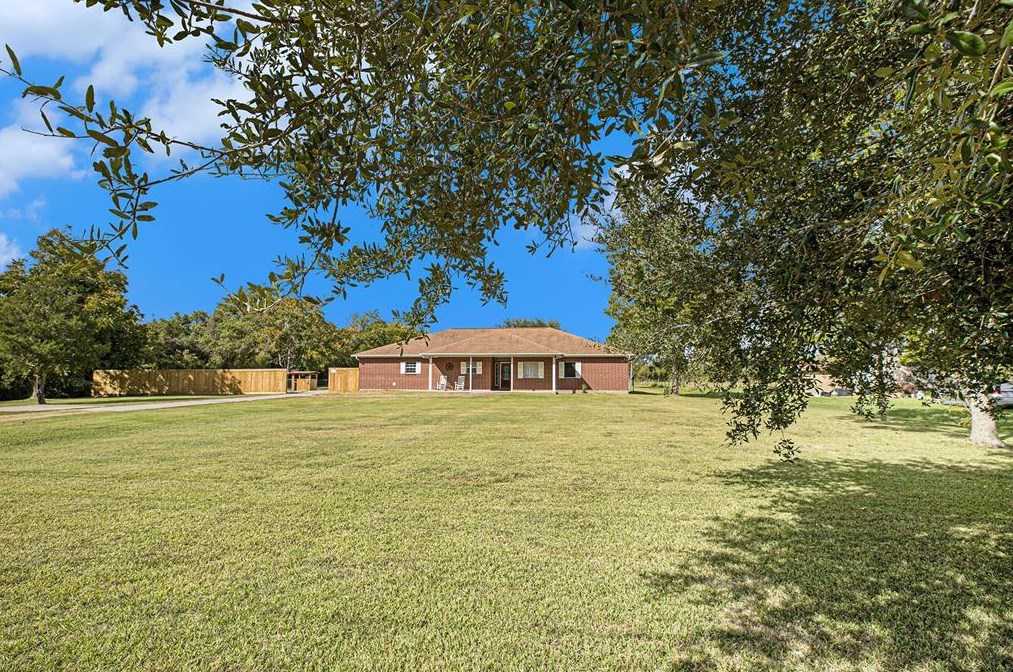 8218 Fm 646 Rd, Santa Fe, TX 77510-7527