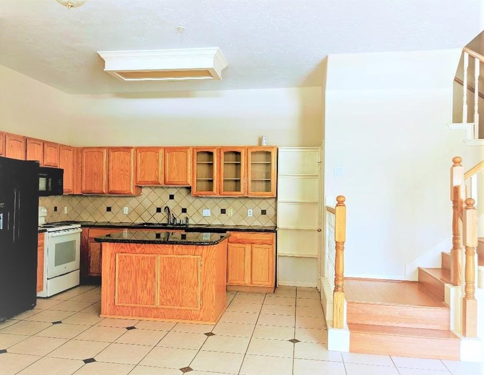 2710 Grants Lake Blvd Unit J4, Sugar Land, TX 77479