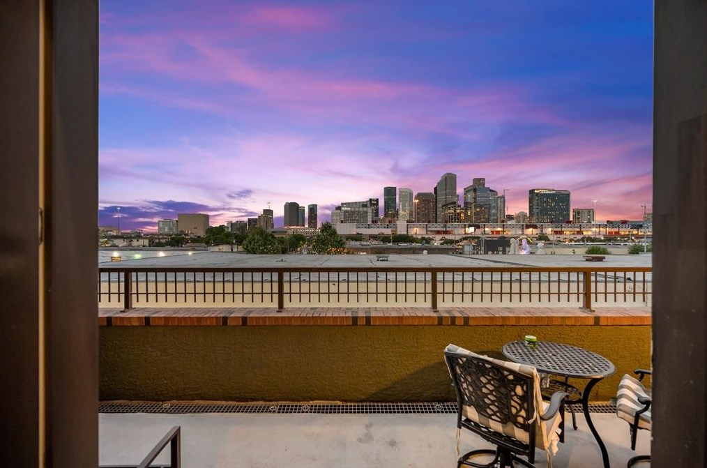 2323 Polk St Apt 304, Houston, TX 77003